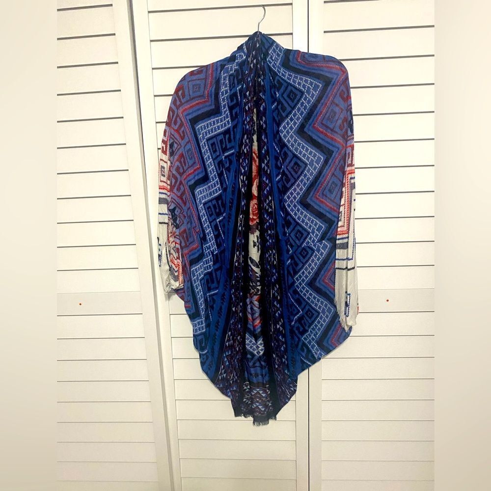 Blue Geometric Patterned Kimono Shawl